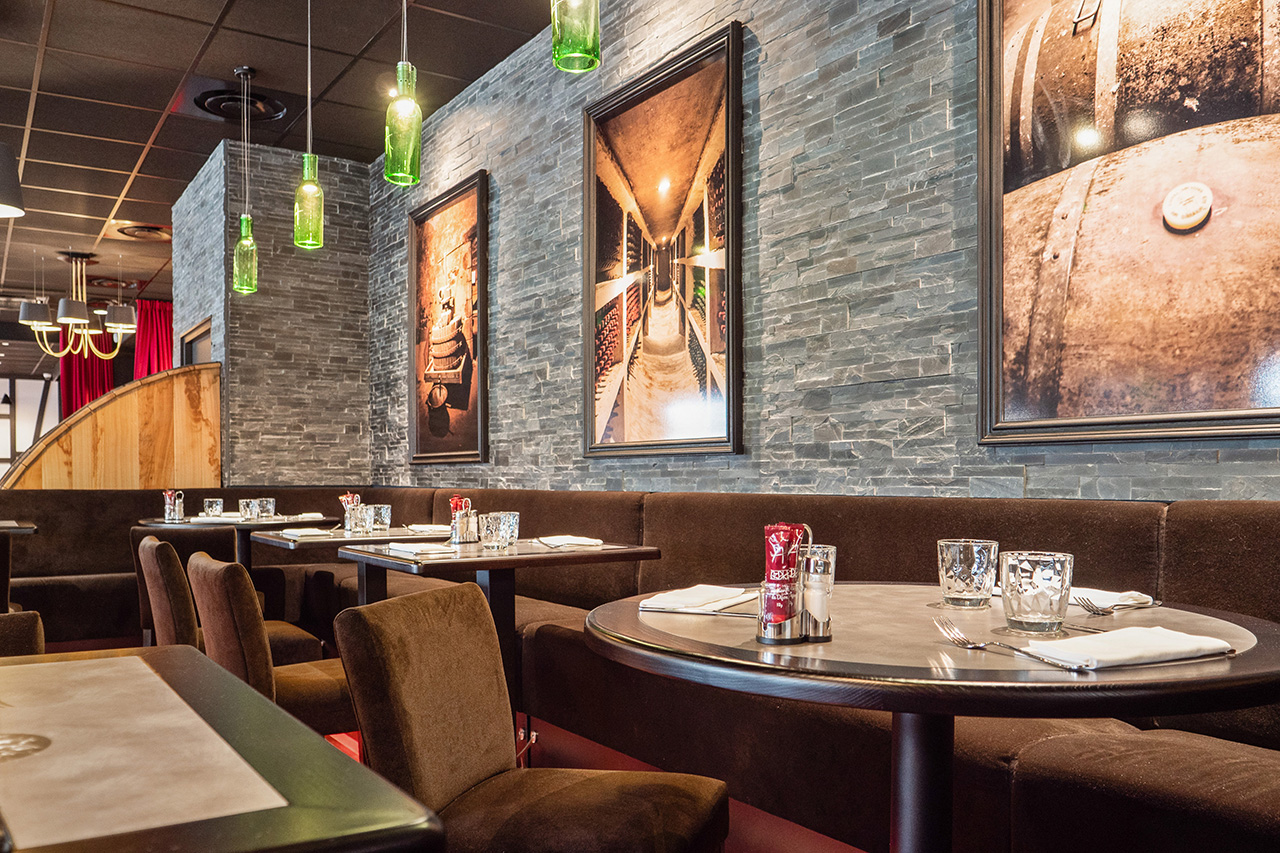 79079_0008_f_1567172067